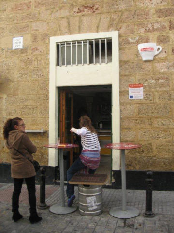 José Luis Suárez Guimeral (bar)